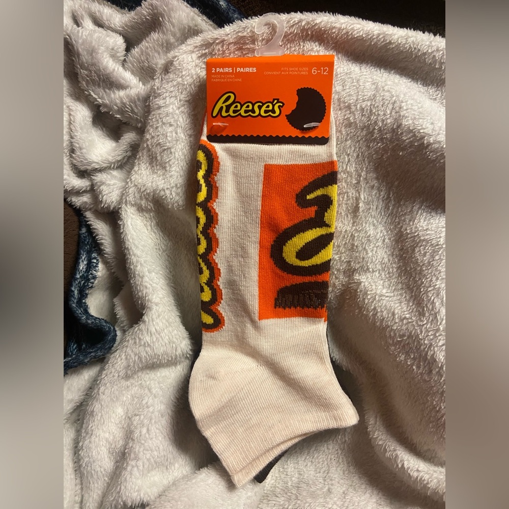 2PK Reese’s Orange and White Men's Casual Socks 2 Pairs